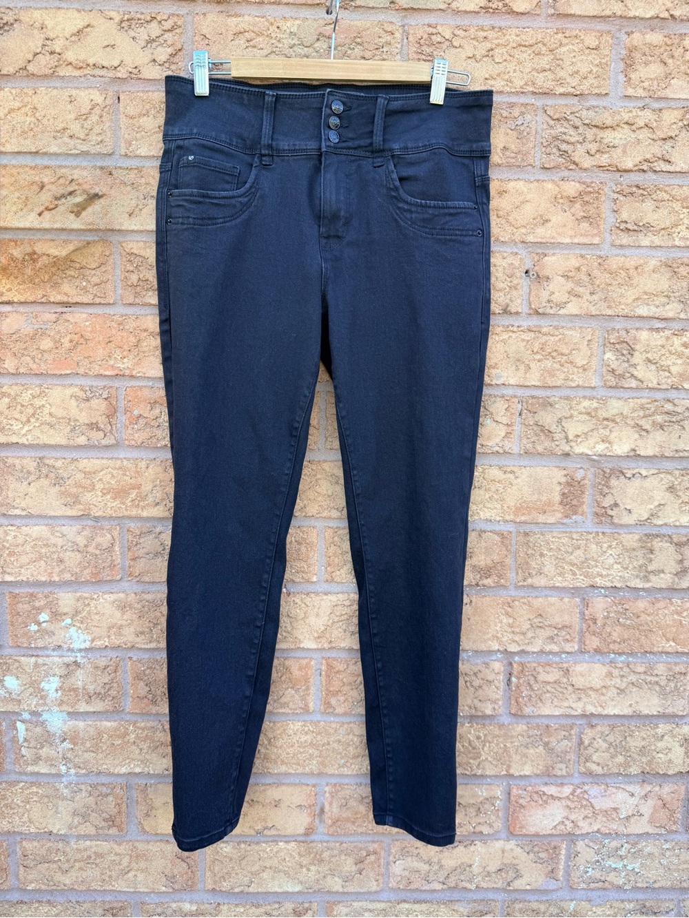 4/$25 • Curve Appeal High-Rise Black Women’s Skinny Jeans